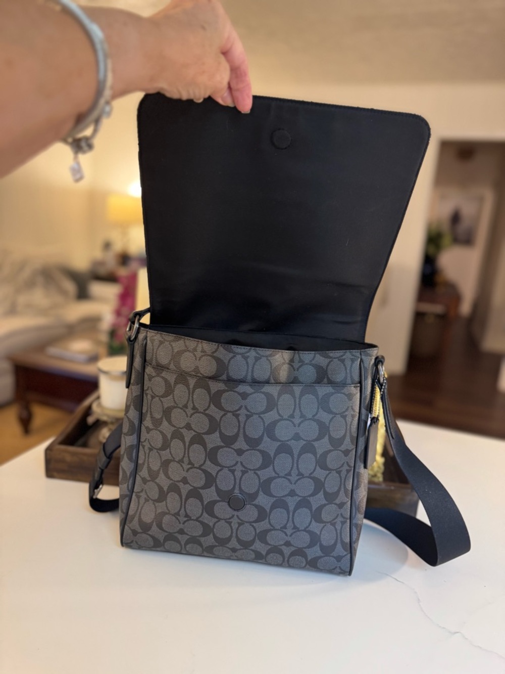 NWT COACH HOUSTON MESSENGER BAG! - Picture 3 of 13